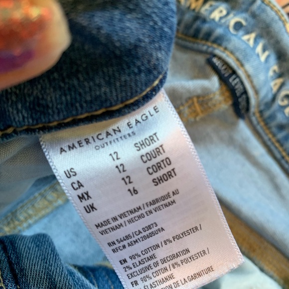 AE High Waist Jeans - Picture 3 of 3